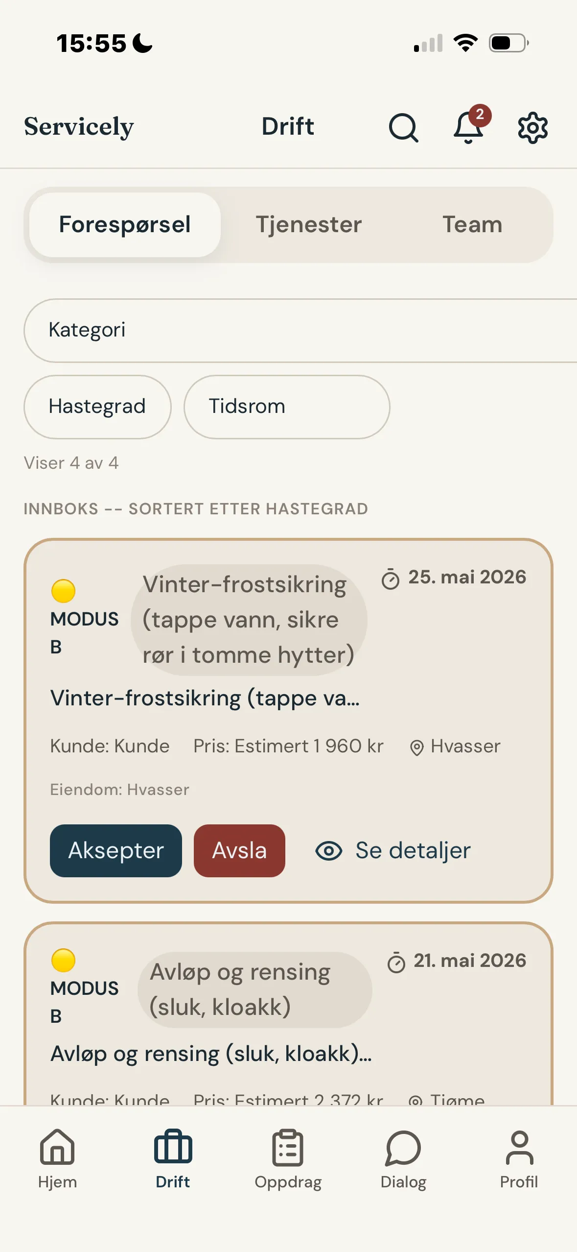 Leverandørens dashbord i Servicely-appen — oppdrag, kalender og inntekt.